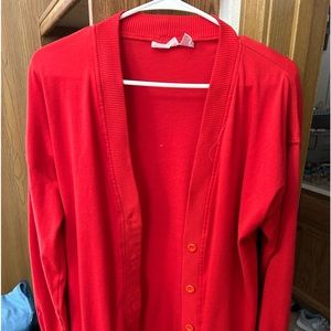 Women’s vintage sweater. Beautiful red color. Never worn.